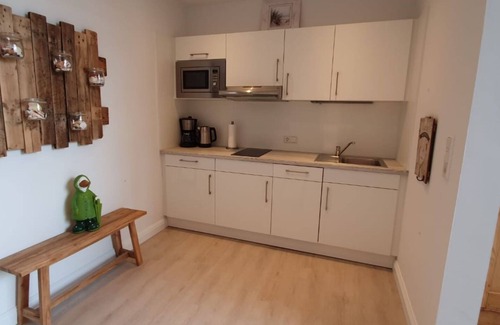 Hage Apartment | Rental-Deluxe-Ensuite with Bath-#04