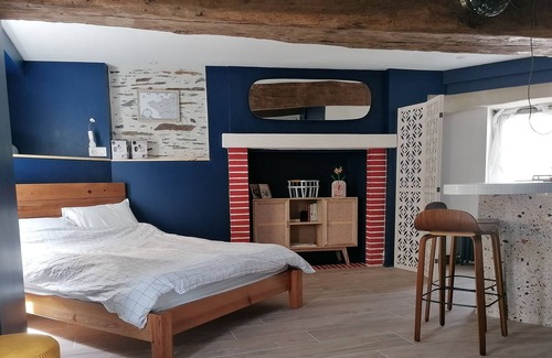 Les Ponts-de-Ce House | Rental in a former sailor's inn from 1610, on the banks of the Loire