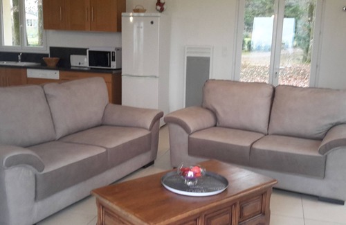 Nontron House | Rental of a new classified * house in park with pond