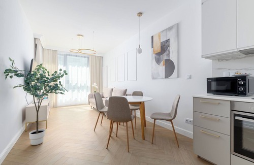 Mirow Apartment | RentPlanet - Apartament Grzybowska