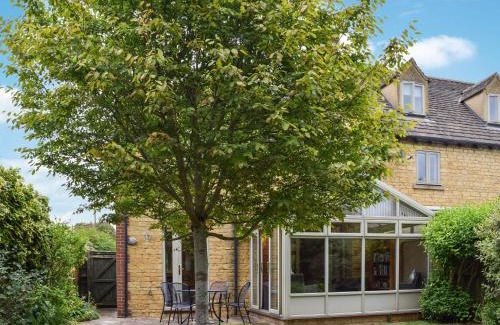 South Leigh House | Renwood