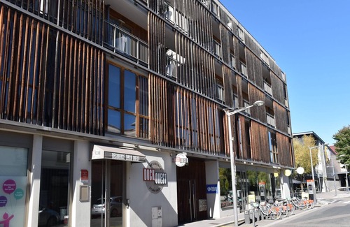 9th Arrondissement Apartment | Res. Lyon Dock Ouest, Lyon, studio for 2 pers.