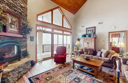 Sugar Mountain Apartment | Reserve 29