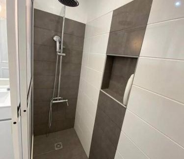 Camara de Lobos Apartment | Residência Azevedo