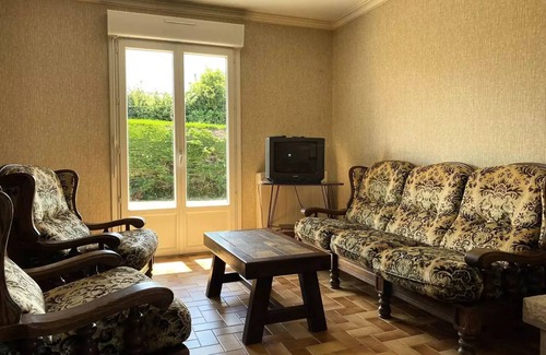 Planguenoual Villa | Residence 677-lamballe-armor - House of 104m2 with large enclosed garden.
