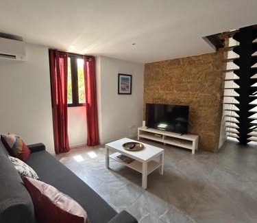 La Turbie Apartment | Residence "A Torbia" , 4 appartements de 2 à 6 personnes