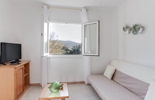 Centuri Apartment | RESIDENCE ANNA SAPHIR