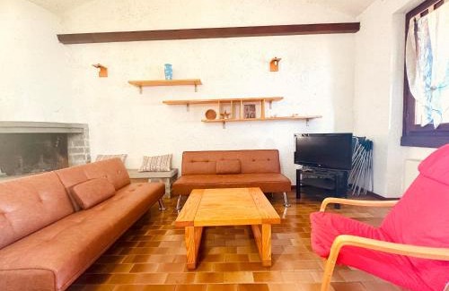 Sensole Apartment | RESIDENCE BAY OF SILENCE - Lake View, Free Beach, Isle of Lake Iseo