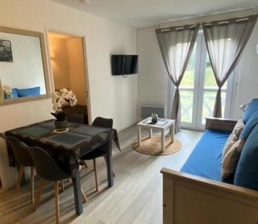 Carnoux-en-Provence Apartment | Residence Debussy - maeva Home - Appartement 2 Pièces 4 Personnes - Sélection MAE-9039