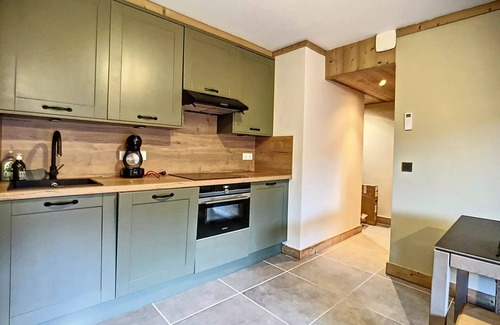 Meribel Village Apartment | Residence Fermes Mv, datura - Renovated like new, 100m from the slopes, family