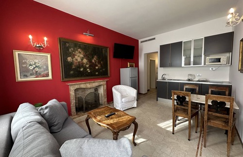 Cannaregio Apartment | Residence Flowery Terrace (12 pax)