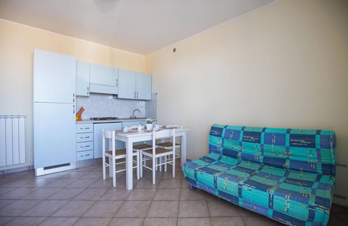 Lido degli Estensi Villa | Residence in residence on the seafront with terrace with barbecue and private garden with parking space.