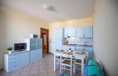Lido degli Estensi Villa | Residence in residence on the seafront with terrace with barbecue and private garden with parking space.
