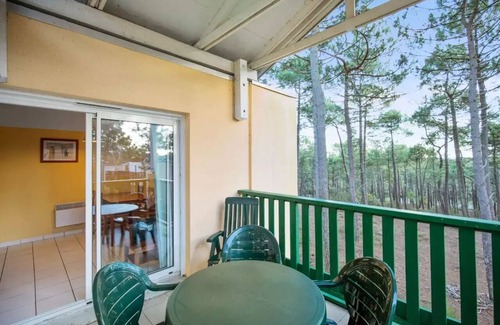 Maubuisson Apartment | Residence Les Grands Pins - maeva Home - 2 Rooms 5 People Selection