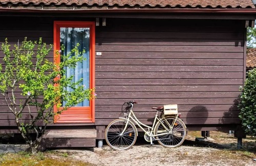 Maubuisson Apartment | Residence Les Sentes - 3 room apartment for 6 people with covered balcony