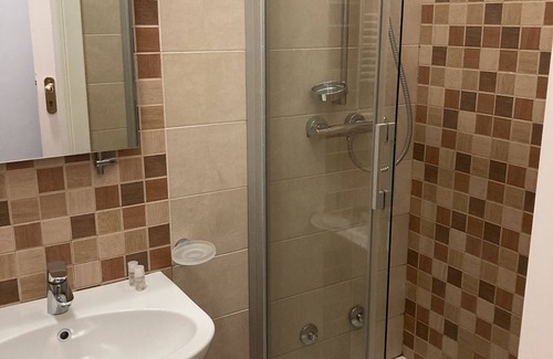 Avezzano House | Residence le Ginestre Triple Room No. 5