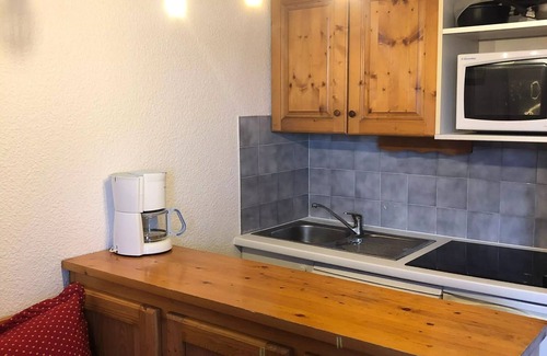 Eclose-Ouest Apartment | Residence Les Horizons d'Huez - maeva Home - Comfort 4-person studio