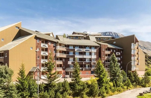 Eclose-Ouest Apartment | Residence Les Horizons d'Huez - maeva Home - Studio 5 people - Comfort