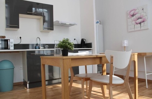 Valenciennes Apartment | RESIDENCE MILA 3 - HYPER CENTER - TRAMWAY