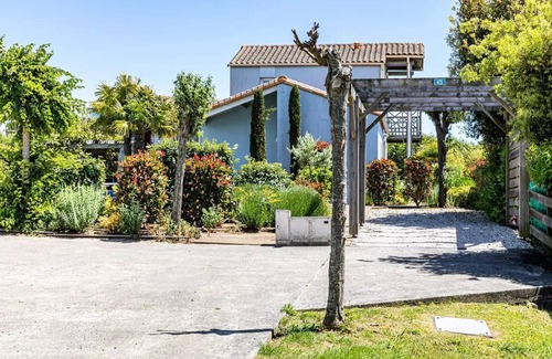 Chateau-d'Olonne Villa | Residence Oasis Les Jardins - Villa Sequoia 8 people with swimming pool