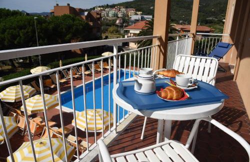 Pietra Ligure Apartment | Residence Orchidea