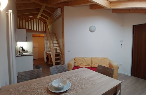 Arco House | Residence Pratosaiano Red