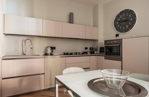 Historic Center Apartment | RESIDENCE RIZZOLI - FAMILY SUITE