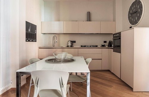 Historic Center Apartment | RESIDENCE RIZZOLI - FAMILY SUITE