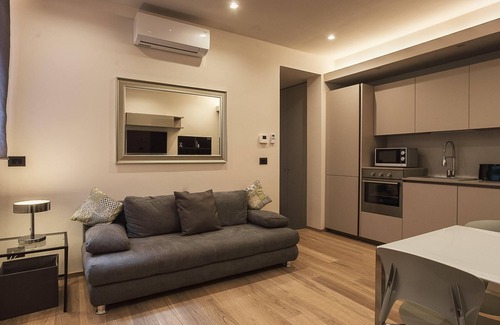 Historic Center Apartment | RESIDENCE RIZZOLI - FAMILY SUITE