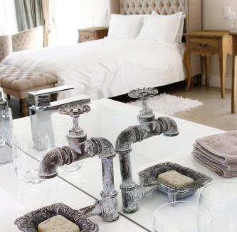 Froggy Farm House | Residence William French