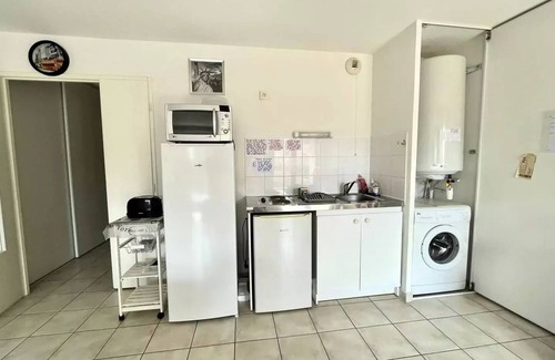 Port-la-Nouvelle Apartment | RESIDENCE WITH LIFT: T2 CABIN WITH TERRACE sleeps 6