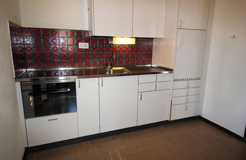 Sils-Maria Apartment | Residenza Lagrev - 1 room flat no. 018 - type 12B - raised ground floor - east