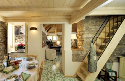 Castellabate Historic Centre Apartment | Residenza Matarazzo e Le Sue Soffitte