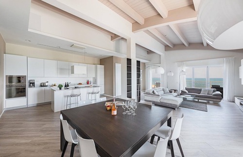 Desenzano del Garda Apartment | Residenza Miralago With Pool - Penthouse With Lake View