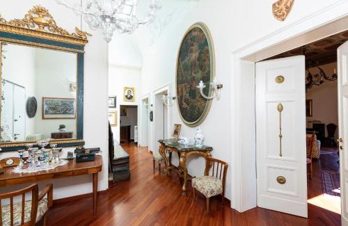 Historic Center Bed & Breakfast | Residenza Palazzo Marchesini