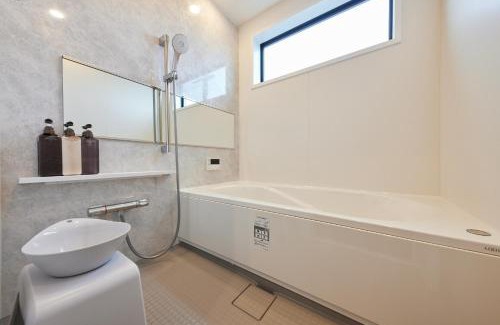 Shiga Prefecture Villa | Resoreat Shirahige