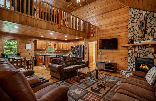 Ellijay Cabin | Resort Cabin, Deer Views, FirePit, Top Reviews