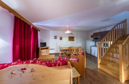 Abries Apartment | Resort center, fitness, swimming pool, parking, tv, ski locker, 64-69m², Abriès