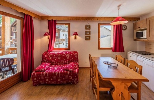 Abries Apartment | Resort center, fitness, swimming pool, parking, tv, ski locker, 37-52m², Abriès