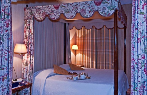 San Lorenzo a Vaccoli Hotel | Resort Dei Limoni