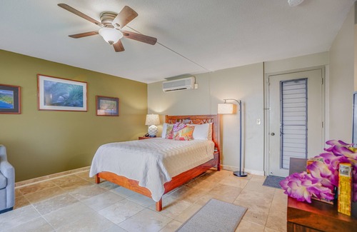 Princeville Hotel | Resort hotel room with Bali Hai & ocean views, lanai, 2 pools & 8 tennis courts