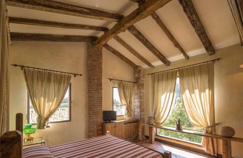 Sarzana House | Resort La Ghiaia