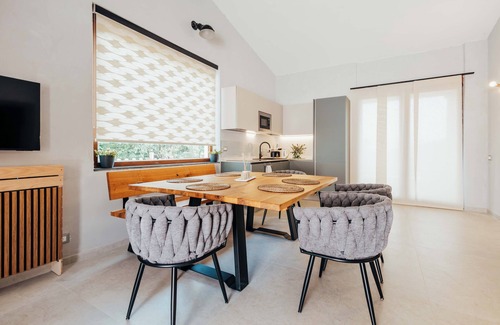 Valeriano Lunense Apartment | Resort Ombreseda2.0