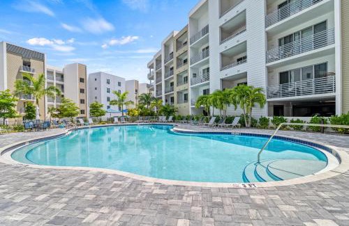 Central Sarasota House | Resort Pool & Spa, Fitness Center, Pet Friendly, Waterfront Condo in Downtown!
