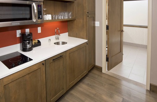 Avon Condo | Resort & Spa, Ski in/out, Health Club, Spa, Ski/Boot Valet, Fireplace, RmService