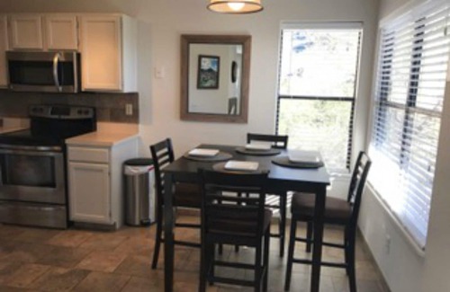 Tucson Condo | Resort Style Condo with Panoramic Mountain and City Views!