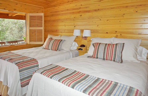 Wimberley Hotel | Resort Style Swimming Pool, Fire Pit, Grill, and Bocce Ball!