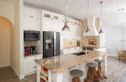 Pine Valley Villa | Rest Awile Villa, full refund*, heated pool, sleeps 6