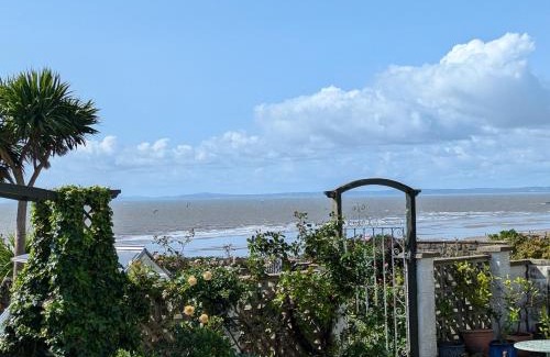 Porthcawl Apartment | Rest Bay Beach Stay