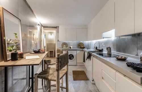 Almagro Apartment | Retama - 2 bedrooms and shared pool in Almagro